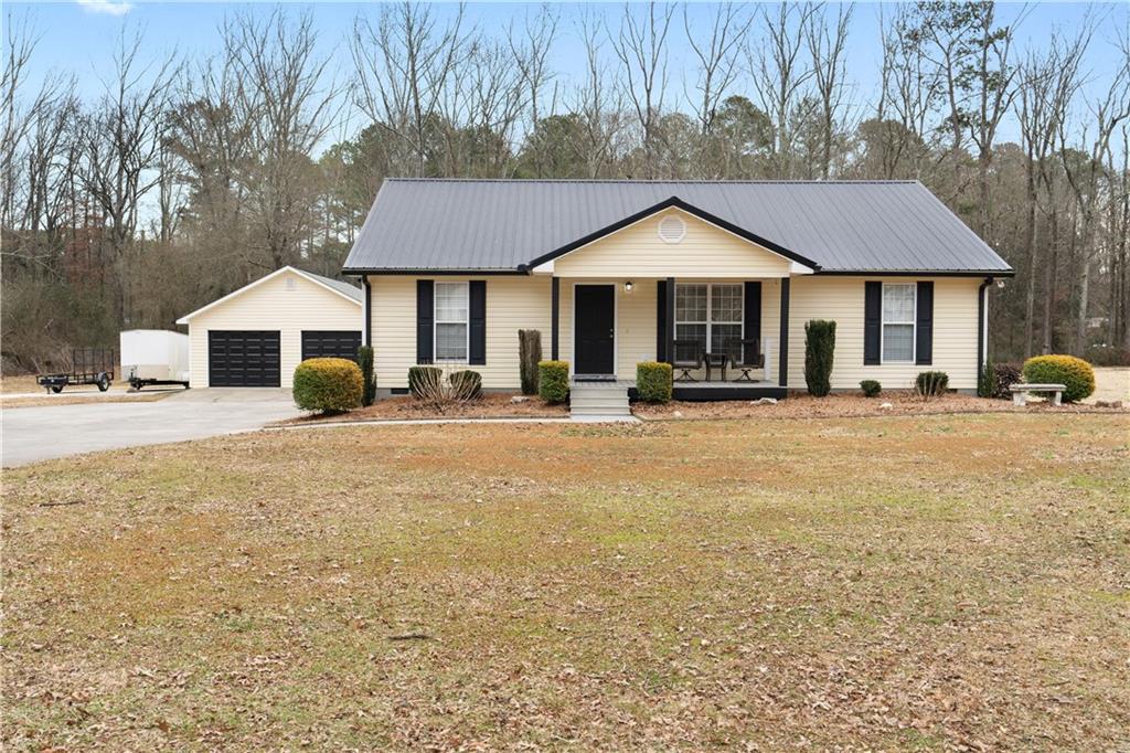 196 Blue Holly Drive, Calhoun, Georgia image 2