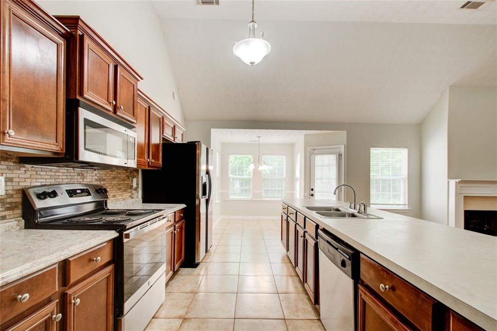 414 Pamela Court, Mcdonough, Georgia image 9