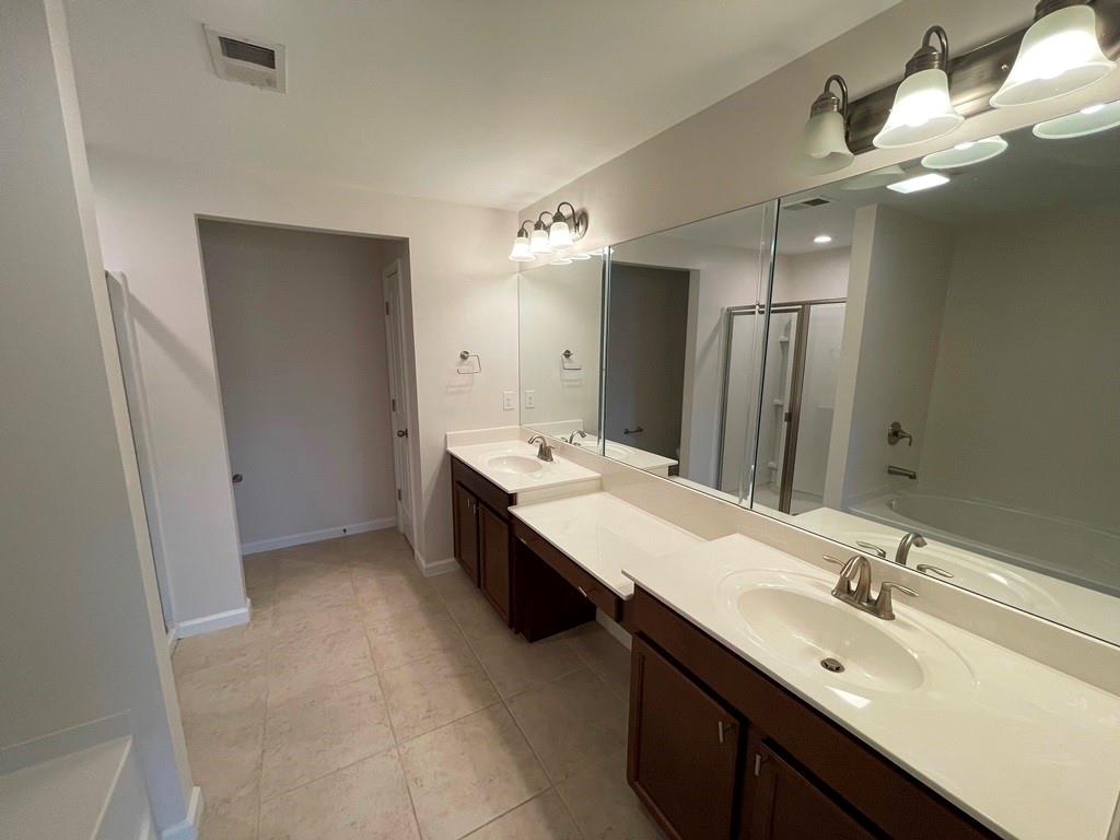 Deerfield Green - Residential Lease