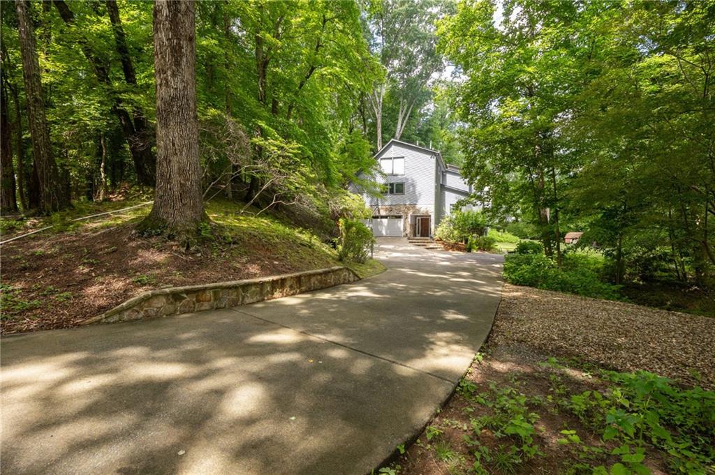 4328 Valley Trail Drive SE