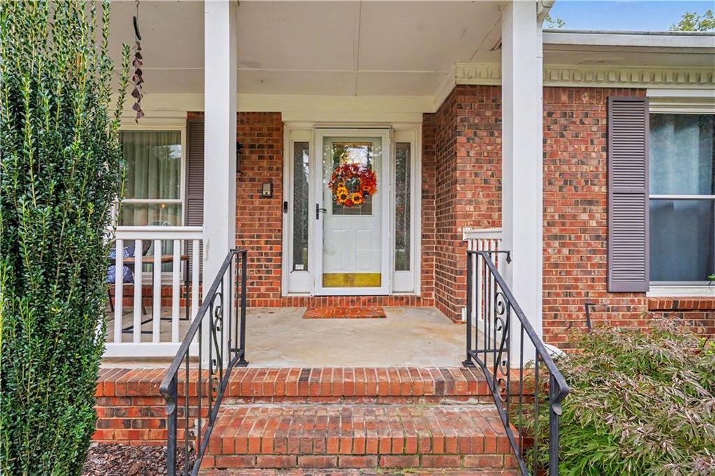 584 Clubland Circle Southeast