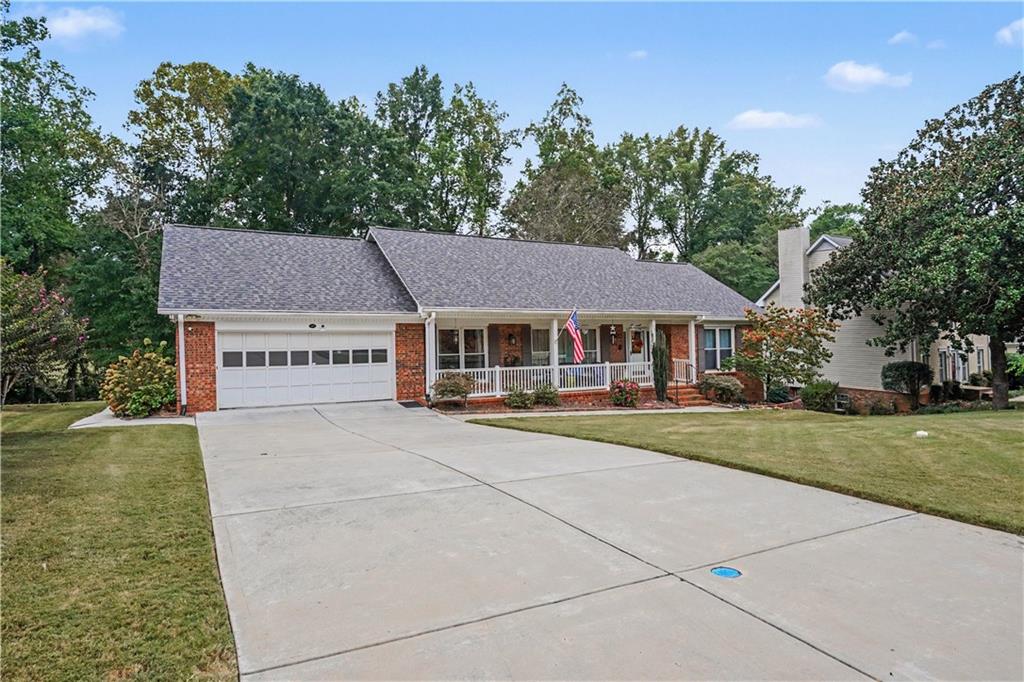 584 Clubland Circle Southeast