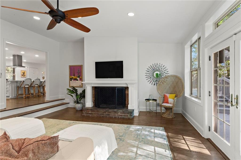 1788 Moores Mill Road NW