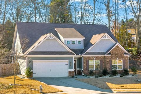 A home in Dacula