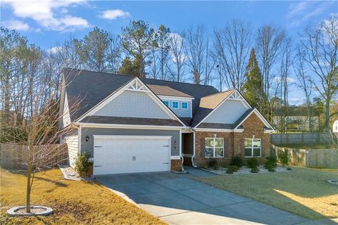 A home in Dacula