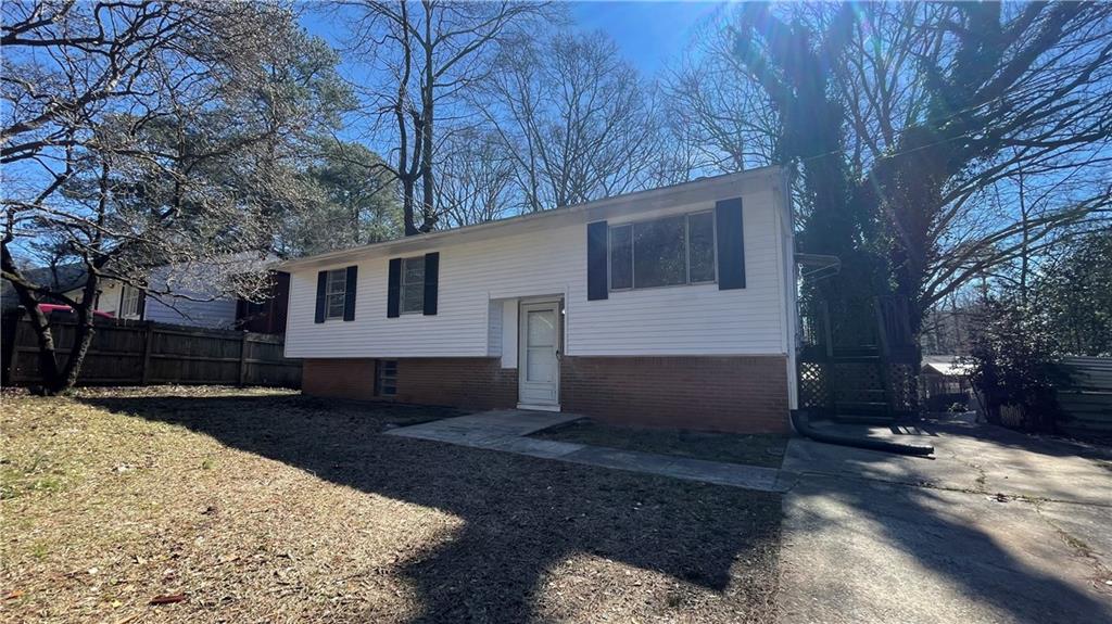 893 Boca Raton Dr Dr, Forest Park, Georgia image 1