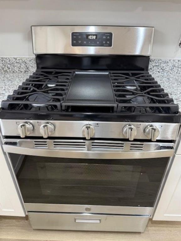 2200 Carlysle Cove Drive