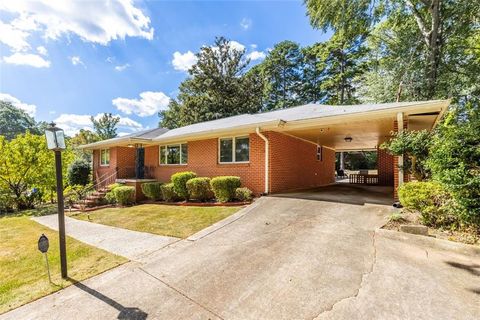 2171 EDGEMORE Drive SE Atlanta GA 30316