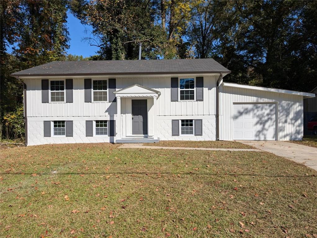 6162 Crestview Lane, Forest Park, Georgia image 1