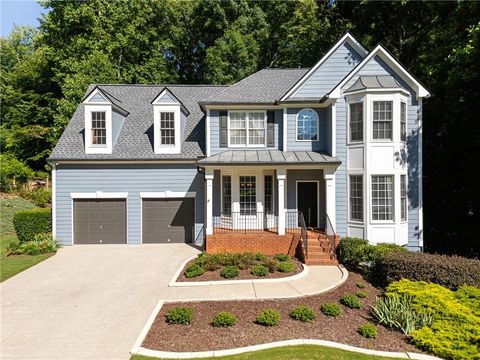 Homes For Sale - 9610 Eagles Landing Drive<br/> Gainesville, GA 30506