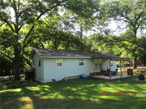 A home in Locust Grove