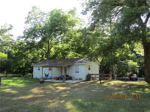 A home in Locust Grove