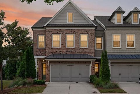 Photo of 10171 Windalier Way, Roswell, GA 30076 (MLS # 7657645)