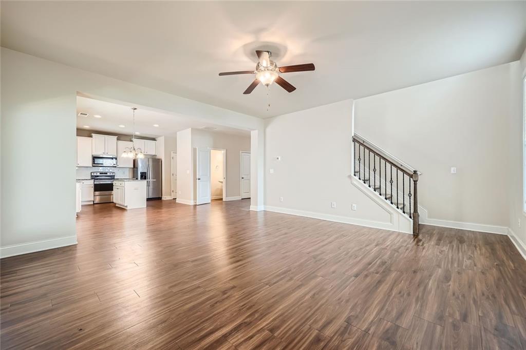 332 Dublin Way, Dallas, Georgia image 6