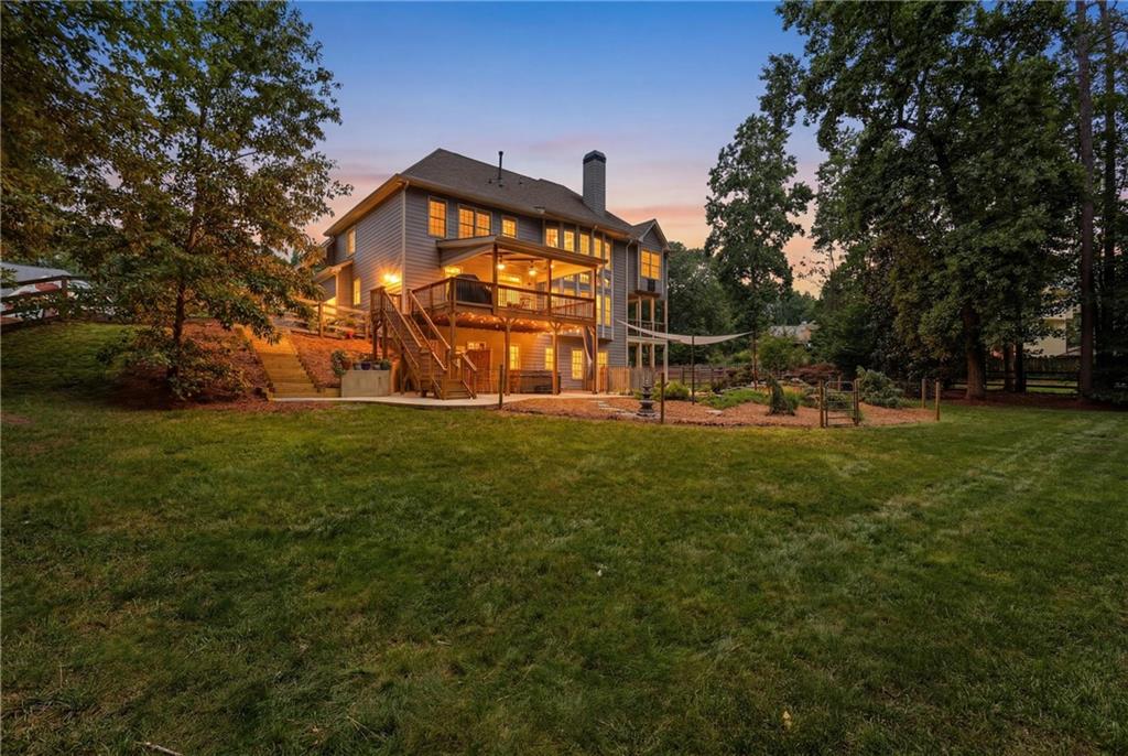 127 Laurel Ridge Drive NE