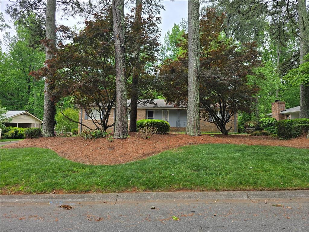1810 Trophy Drive, Marietta, Georgia image 3