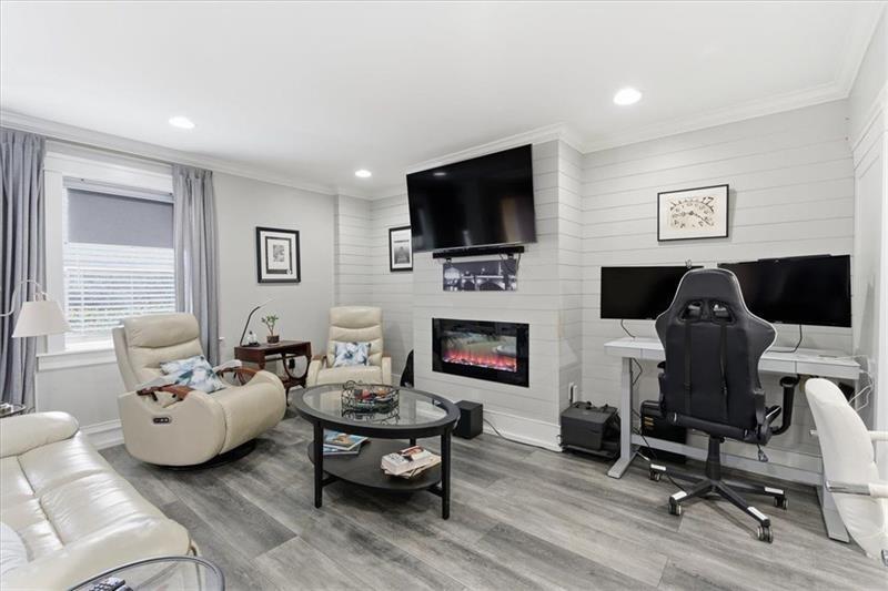 2855 Peachtree Road NE 124