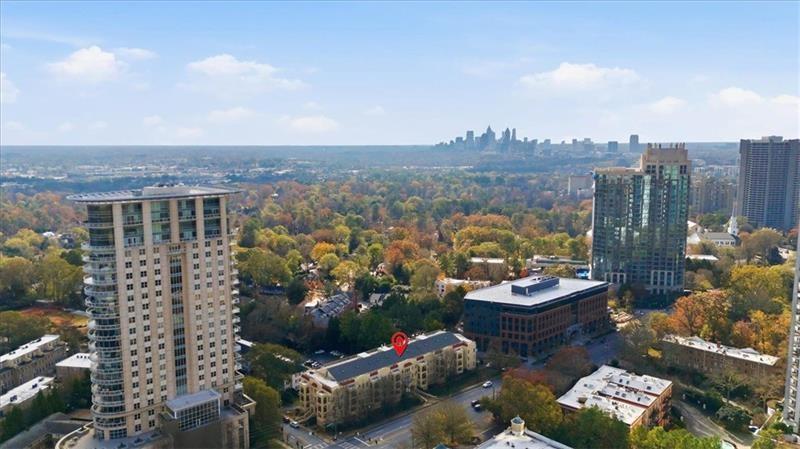 2855 Peachtree Road NE 124