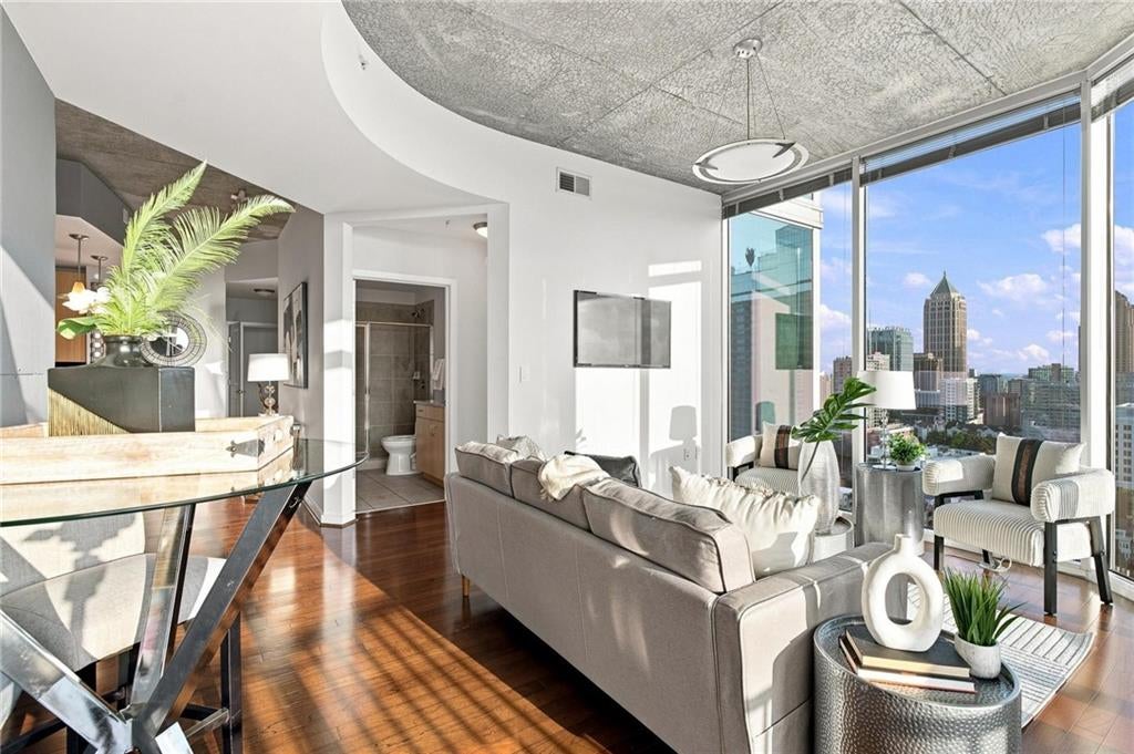 860 Peachtree Street NE 2101