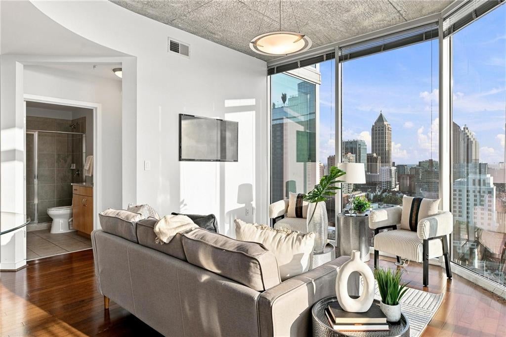 860 Peachtree Street NE 2101