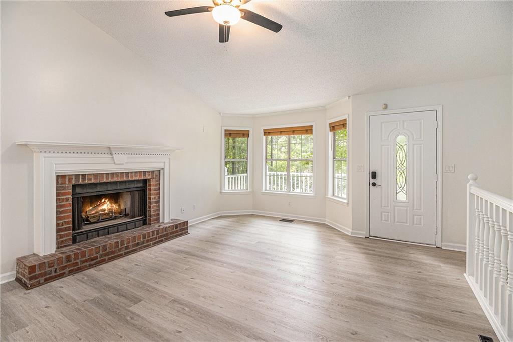 Towns Harbor - Residential