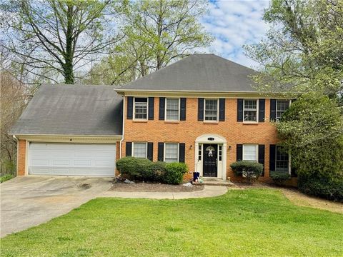 5040 Huntshire Lane SW Lilburn GA 30047