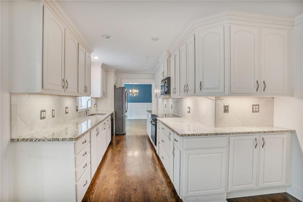 3323 Lancing Court, Duluth, Georgia image 9