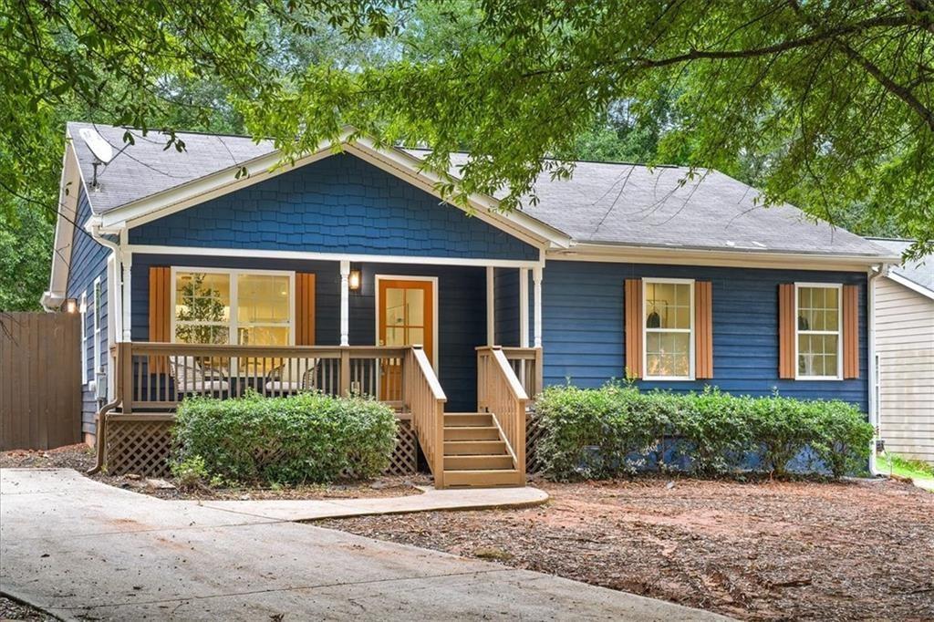 Luxury living in the heart of Smyrna! Welcome home to 515 Thomas St, a beautifully renovated 4 bed, 2 bath on a quiet street, just minutes from the prime shopping and restaurants of Smyrna. Gorgeous white oak hardwoods throughout, stunning kitchen with high end stainless steel appliances and quartz countertops, plus tons of natural lighting throughout are just a few of the perks of this home. Fully fenced in yard with 8ft privacy fence and brand new deck allow for optimal hosting, children's play and a pet's paradise! Floor plan ideal for families, roommates or professionals seeking an ideal work from home set up. Requirements include a 620 or higher credit score, no bankruptcies, evictions, collections. Lease length: 12 months or longer. Schedule your tour today!