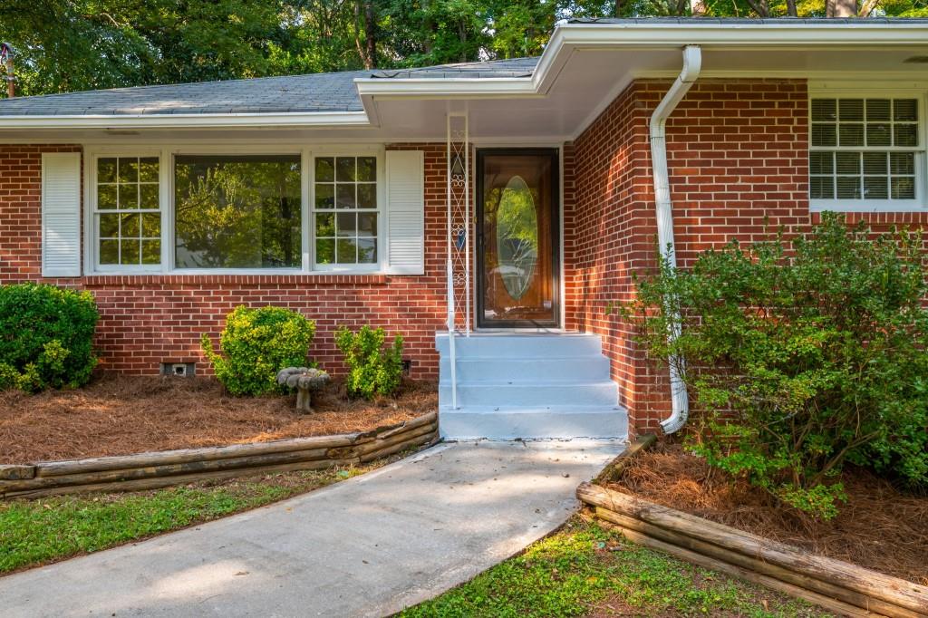 1392 Lively Ridge Road NE