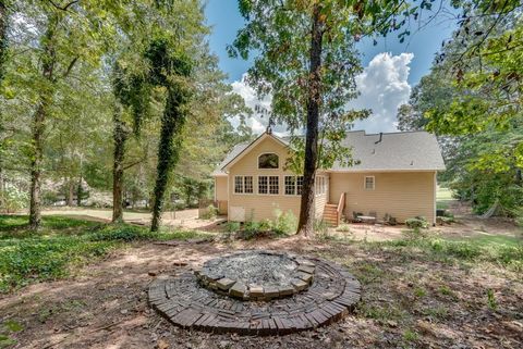 A home in Mcdonough