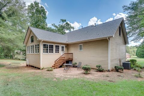 A home in Mcdonough