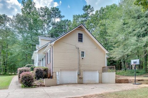 A home in Mcdonough