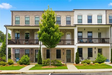 Townhouse For Sale - 158 Harlow Circle<br/> Roswell, GA 30076
