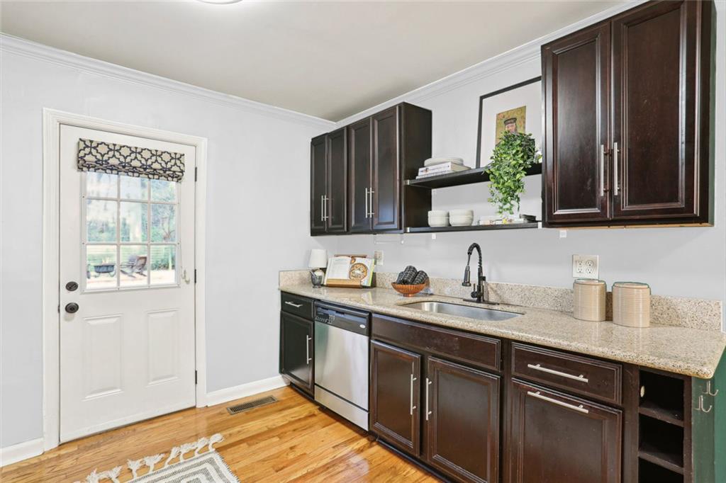 1322 Elmhurst Circle, Atlanta, Georgia image 23