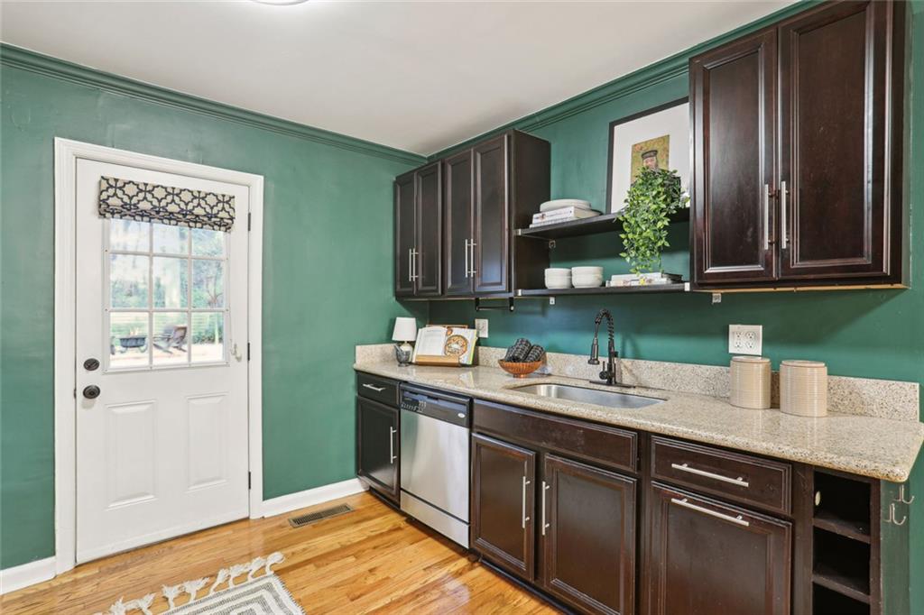1322 Elmhurst Circle, Atlanta, Georgia image 22