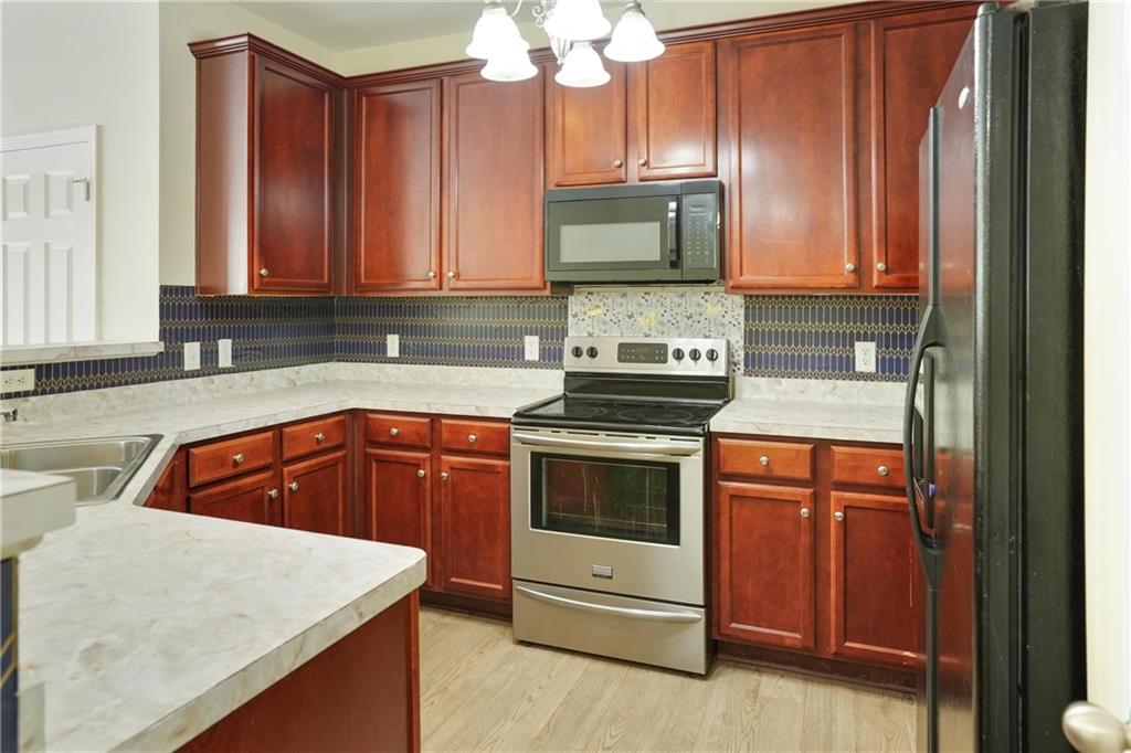 168 Ellis Drive, Conyers, Georgia image 9