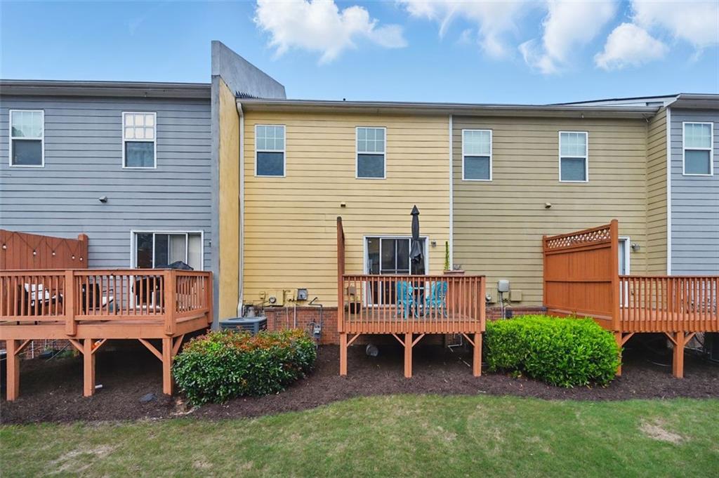 The Arbors at Sugarloaf - Residential