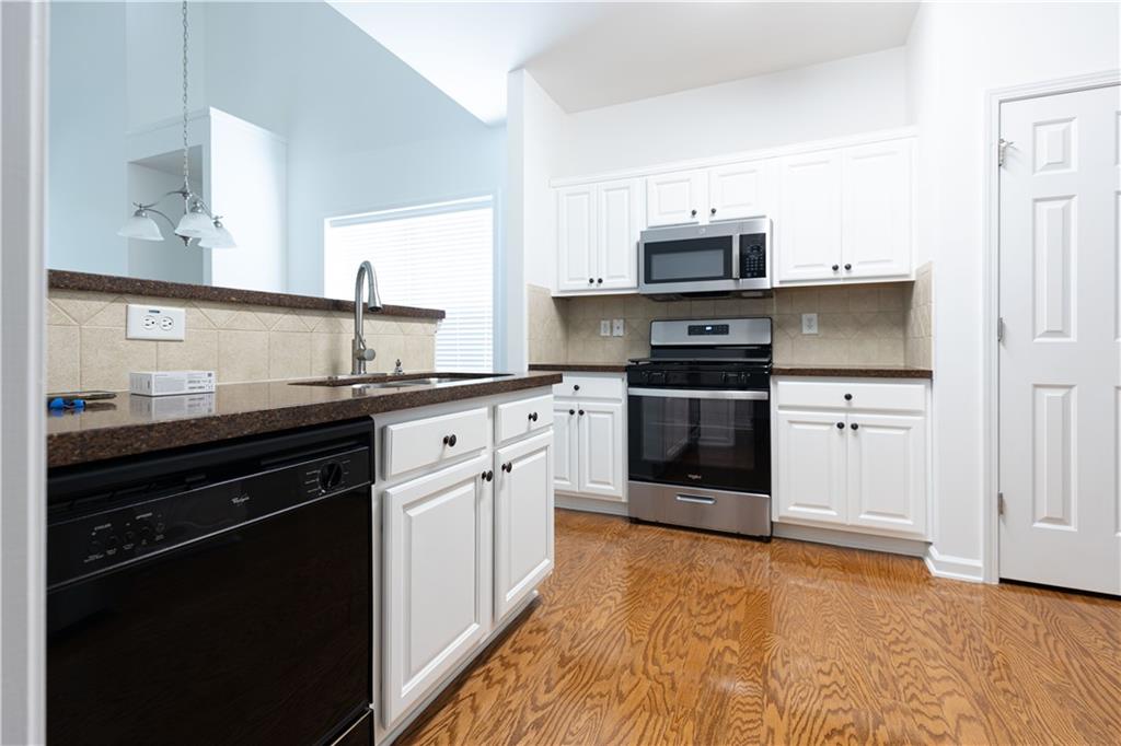 3277 Wyesham Circle, Duluth, Georgia image 14