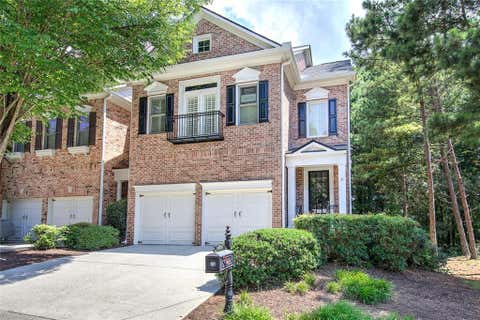 Townhouse For Sale - 5205 Waters Edge Trail<br/> Roswell, GA 30075