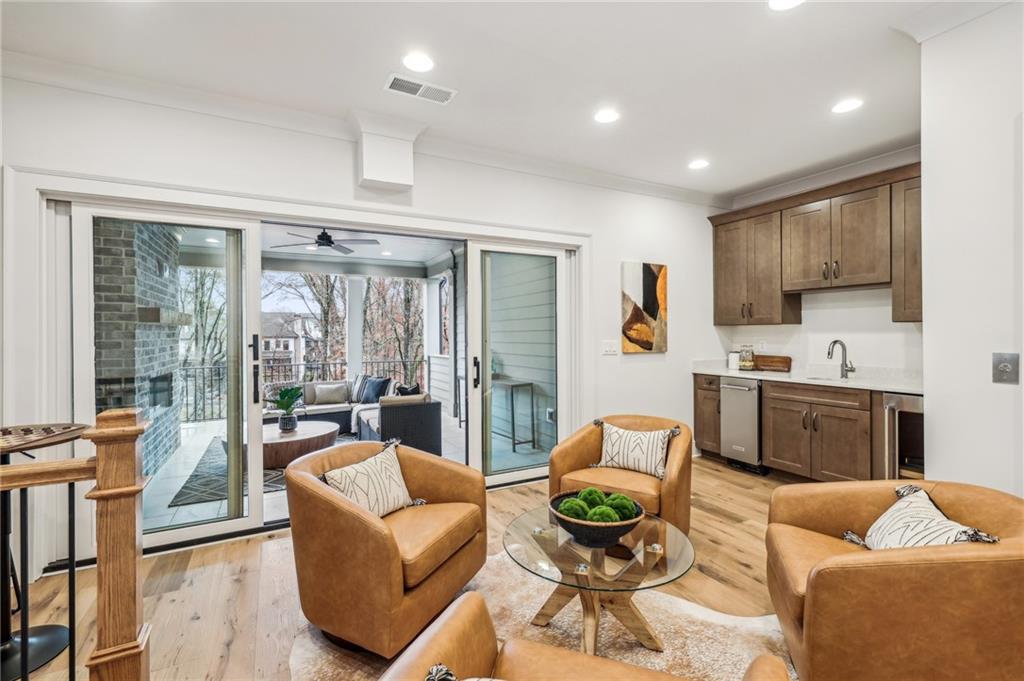 109 Cumming Street, Alpharetta, Georgia image 27