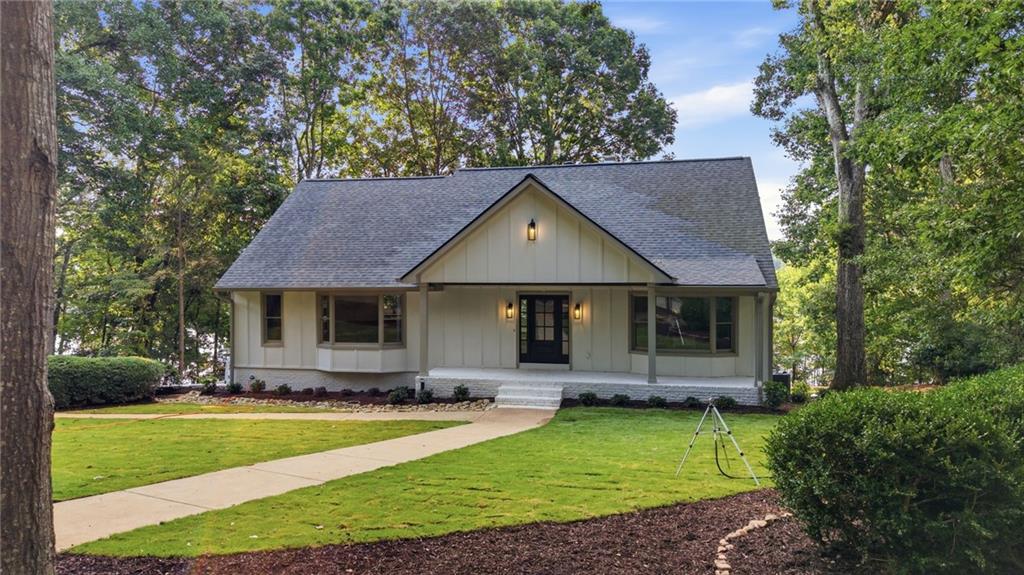 2585 Bridgewater Circle