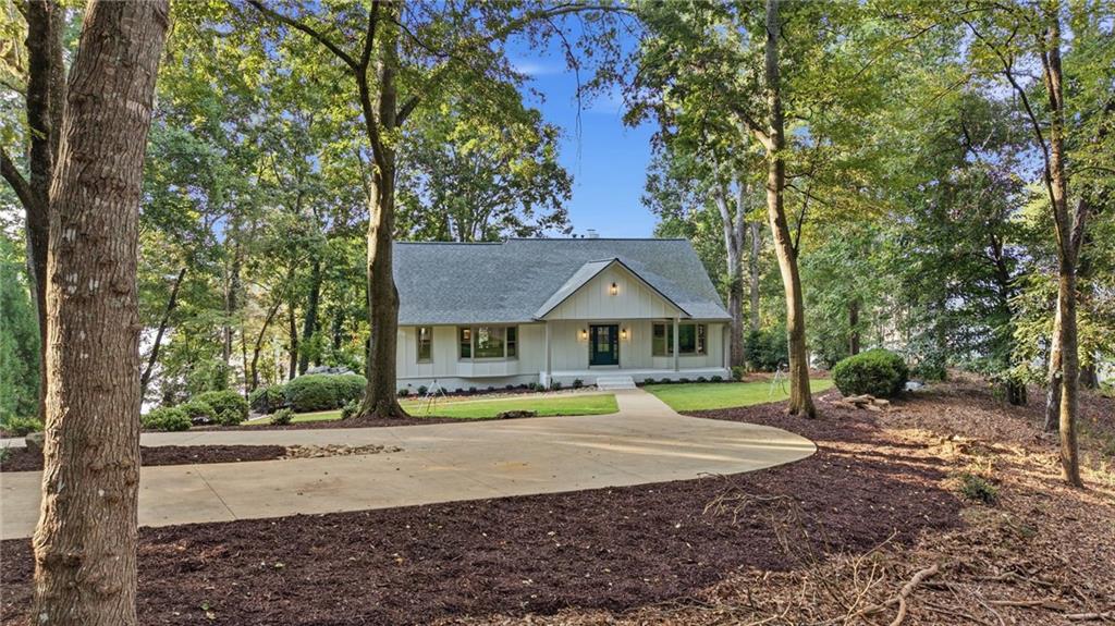 2585 Bridgewater Circle