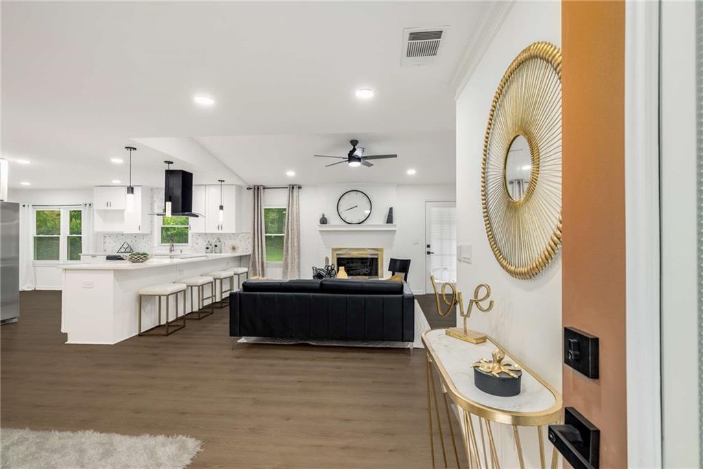 3536 Redwine Court