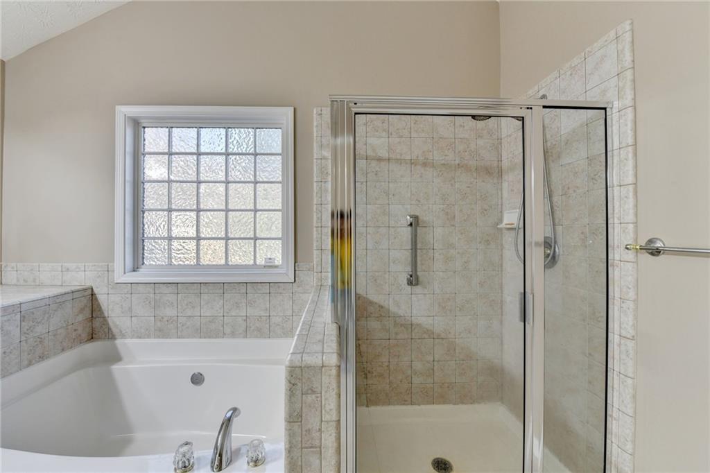 609 Grand Ashbury Lane, Buford, Georgia image 10