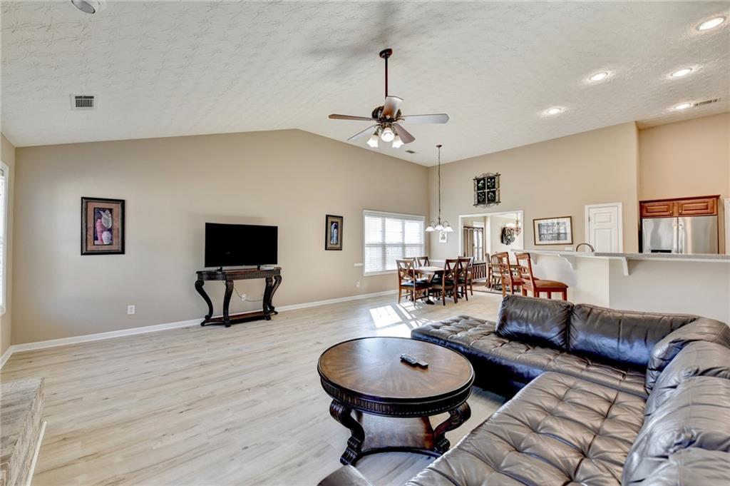 609 Grand Ashbury Lane, Buford, Georgia image 25