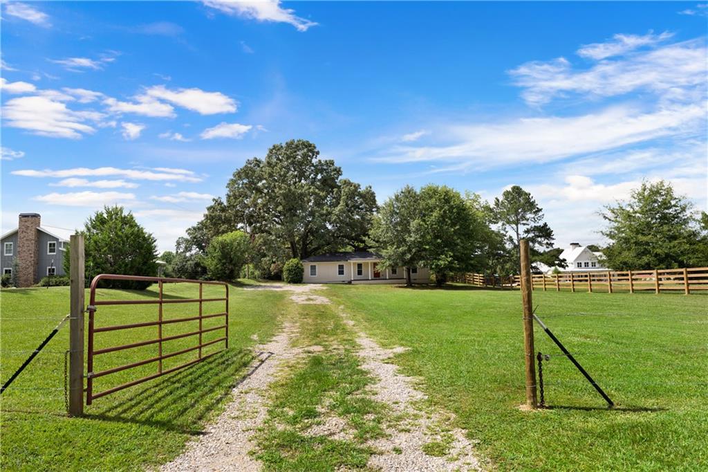 1801 Old Alabama Road