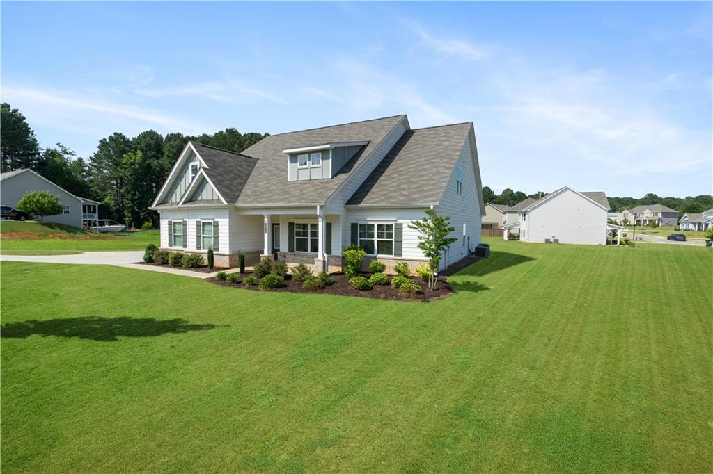 1074 Pine View Trail