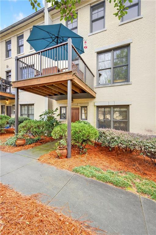 108 Knob Hills Circle