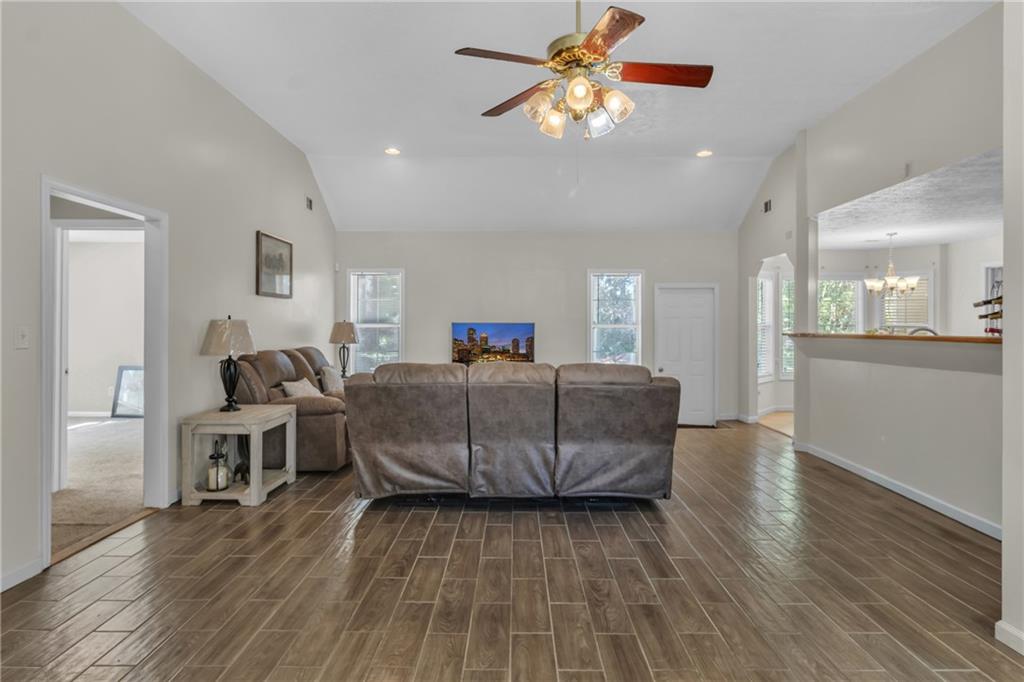 274 Sawgrass Way