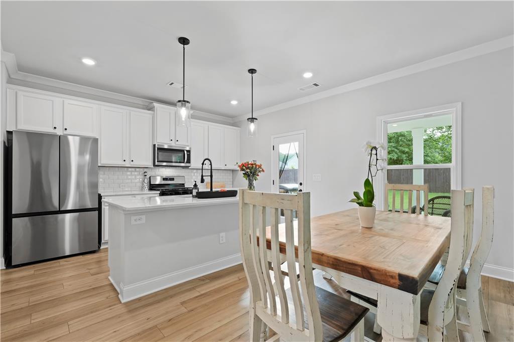 5935 Belafonte Walk